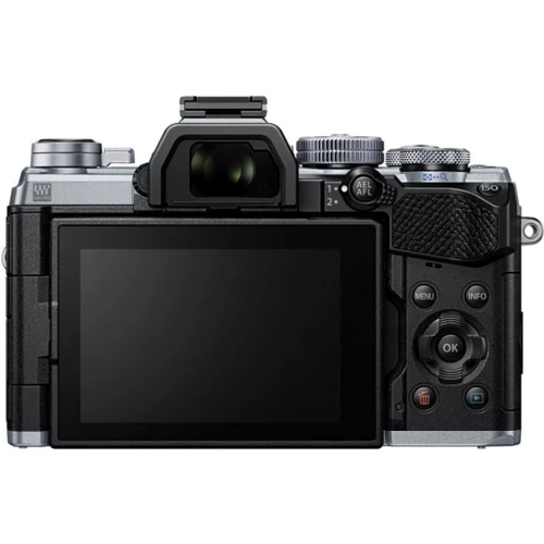 Olympus OM-D E-M5 Mark III body silver (V207090SE000): Тип матрицы CMOS
