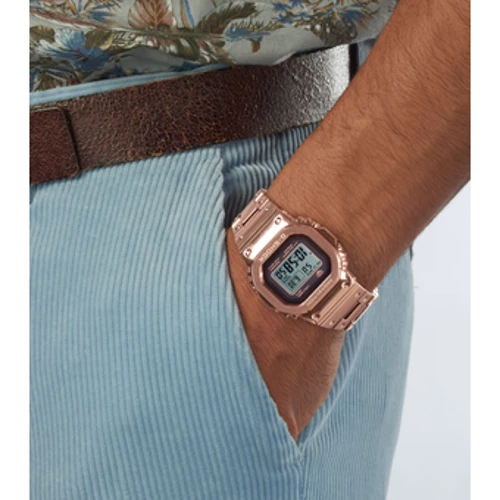 Наручний годинник Casio (GMW-B5000GD-4ER): Тип циферблата Цифровой (электронный)