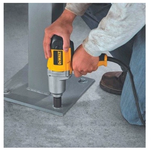 Гайковерт сетевой DeWalt DW294: Количество скоростей работы 1