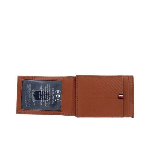 Мужское портмоне Tommy Hilfiger коричневое (TH1306M): Страна производитель Индия