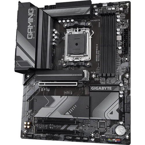 GIGABYTE B650 GAMING X: Разъемы на плате USB Type-C, USB 3.2 Gen 1, USB 2.0, SATA 3.0, M.2