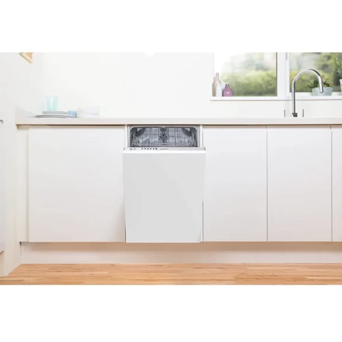Встраиваемая посудомоечная машина Indesit DSIE 2B10: Расход воды, л 11.5