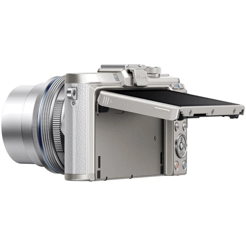 Olympus PEN E-PL8 kit (14-42mm) White: Размер матрицы 17.3x13 мм