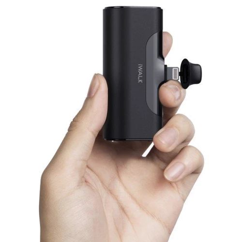 Внешний аккумулятор iWALK Power Bank Link Me 4 4500mAh Lightning Black (DBL4500L): Особенности Компактный размер, Встроенный кабель