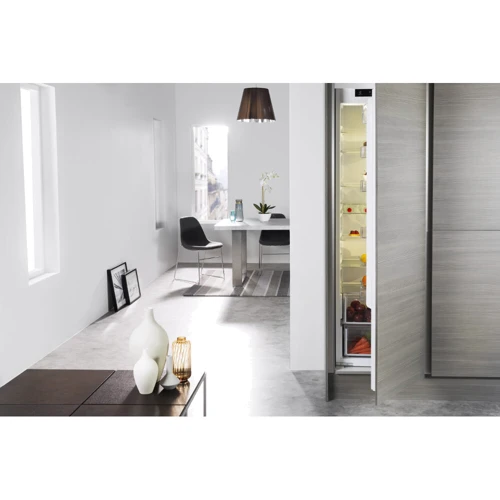 Встраиваемый холодильник Whirlpool ARG 18081 A++