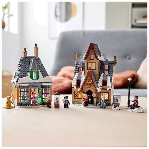 LEGO Harry Potter Визит в деревню Хогсмид (76388) фото 6