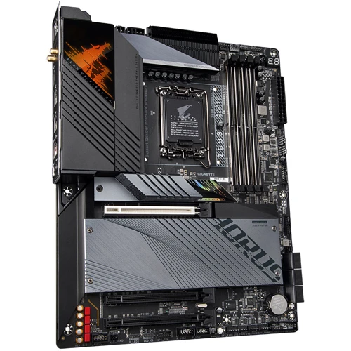 Gigabyte Z690 AORUS ULTRA: Разъемы на плате SATA 3.0, M.2, USB 3.2 Gen 1, USB 2.0, USB Type-C