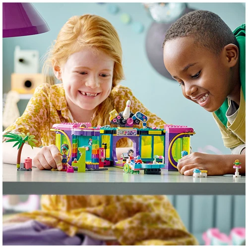 Конструктор LEGO Friends Диско-аркада для ролерів (41708) фото 8