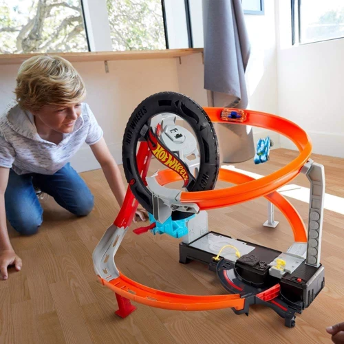 Ігровий набір Hot Wheels Гонки у шиномонтажній GJL16: Виробник Hot Wheels