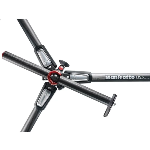 Manfrotto 055 Carbon Fiber 3-section Tripod: Максимальная нагрузка 20 кг