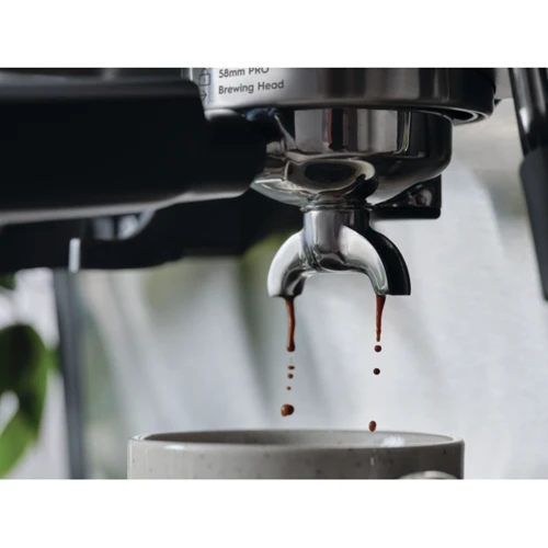 Кавоварка Electrolux E8EC1-8BP