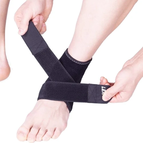 Фіксатор щиколотки USA Style LEXFIT чорний (LBS-1007): Ступінь фіксації Эластичная