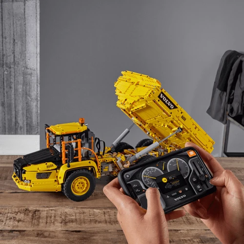 LEGO Technic Сочлененный самосвал 6x6 Volvo (42114) фото 11