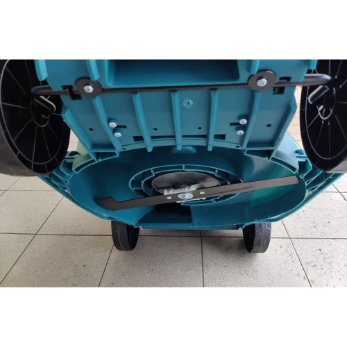 Газонокосилка Hyundai LE 4210: Выброс Задний