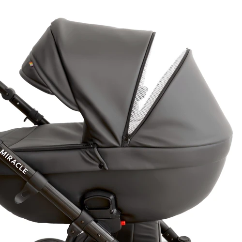 Универсальная коляска 2 в 1 Broco Miracle Black 9023-BMB-01, black, черный фото 15