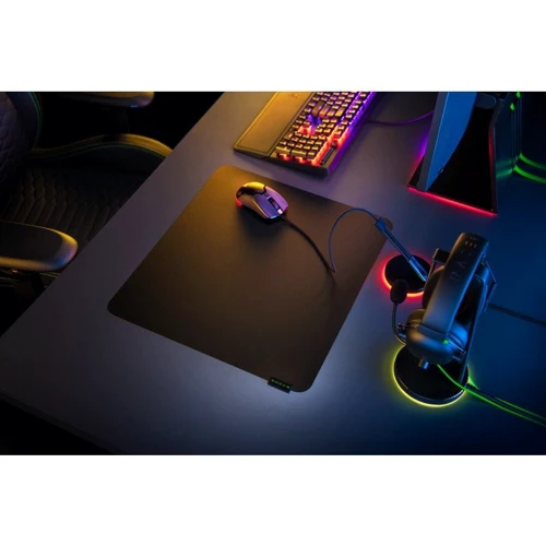Ігрова поверхня Razer Sphex V3 Large (RZ02-03820200-R3M1): Тип поверхні Гладка (speed)