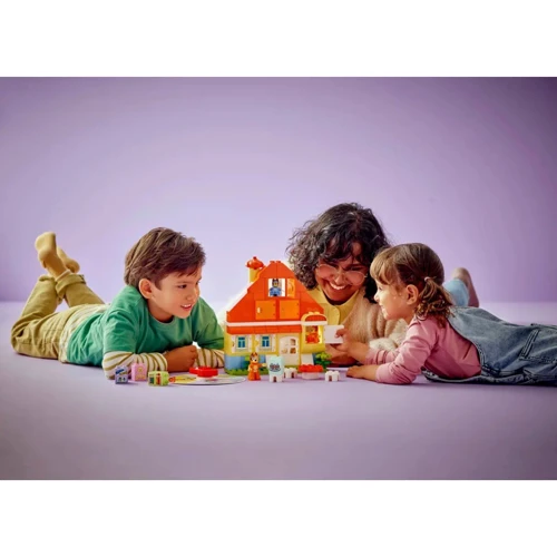 Конструктор LEGO DUPLO Bluey Семейный дом Блуи с игрой на запоминание (10459)
