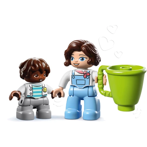 Конструктор LEGO At home on wheels Семейный дом на колесах (10986): Серия DUPLO