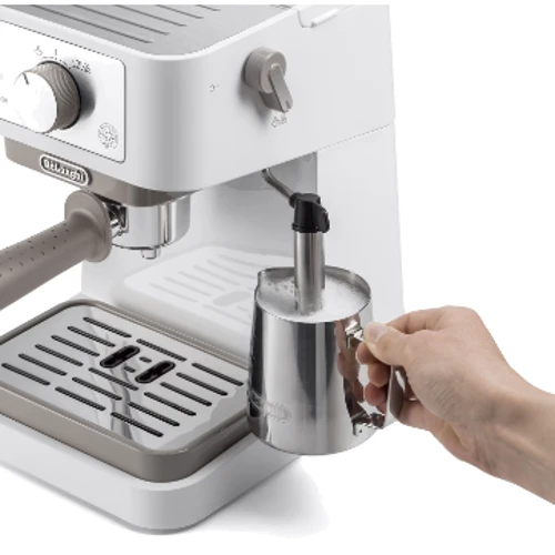Кофеварка DeLonghi EC 260 W: Объем резервуара для воды, л 1