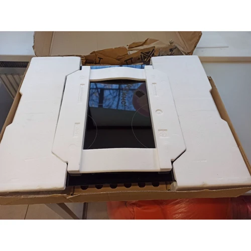 Bosch PIF651HC1E (Варочні поверхні) (79012314) Stylus approved: Причина уцінки Повреждена упаковка