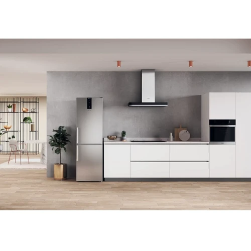 Холодильник Whirlpool W7X 82O OX H: Дополнительные возможности быстрая заморозка, Полка для бутылок, Перенавешивание дверей, Зона свежести, дисплей, Сигнал открытой двери, быстрая заморозка