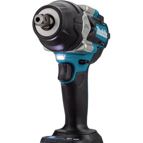 Гайковерт Makita DTW701Z: Харчування от аккумулятора