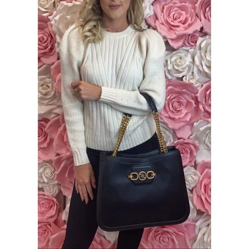 Женская сумка тоут Guess Hensely Girlfriend Tote черная (HWVB8113230-BLA): Застежка Молния