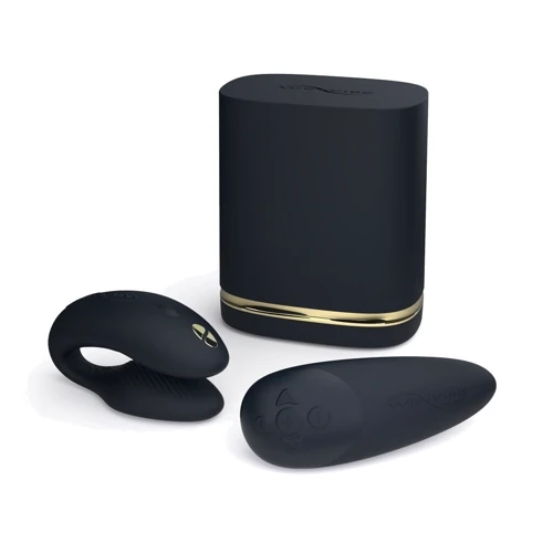 Премиальный подарочный набор Golden Moments: Womanizer Premium и We-Vibe Chorus Black