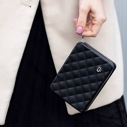 Женский кошелек Ogon Designs Quilted passport черный (QP_Black): Пол Женский