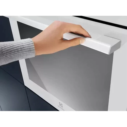 Духова шафа електрична Electrolux EOE8P39V: Конвекція є