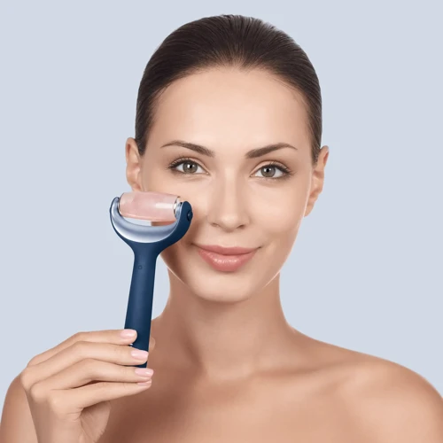 Электронный роллер для лица и тела с микроиглами GESKE MicroNeedle Face&Body Roller 8в1 midnight фото 5