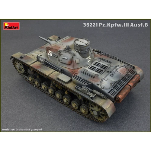 Сборная модель MiniArt Танк Pz.Kpfw.III Ausf.B с экипажем (MA35221): Масштаб 1:35
