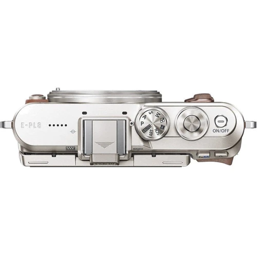 Olympus PEN E-PL8 kit (14-42mm) White: Тип матрицы CMOS