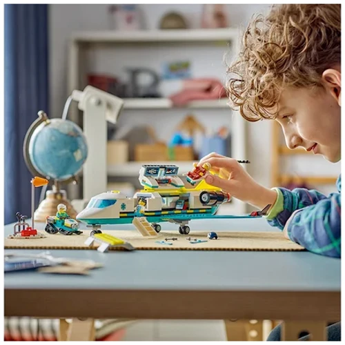 Конструктор LEGO City Літак швидкої медичної допомоги (60465)