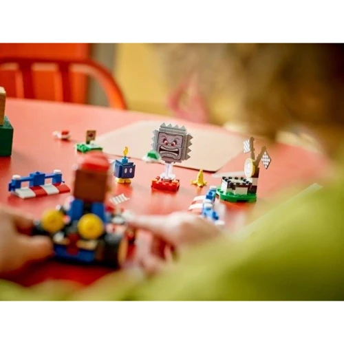 Конструктор LEGO Super Mario Mario Kart – Interactive LEGO® Mario та Standard Kart (72043) фото 10