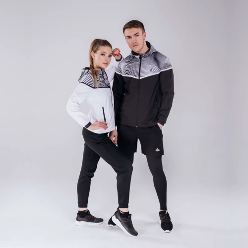 Спортивні тайтси Peak FW383011-BLA 48 чорні: Країна виробник Китай