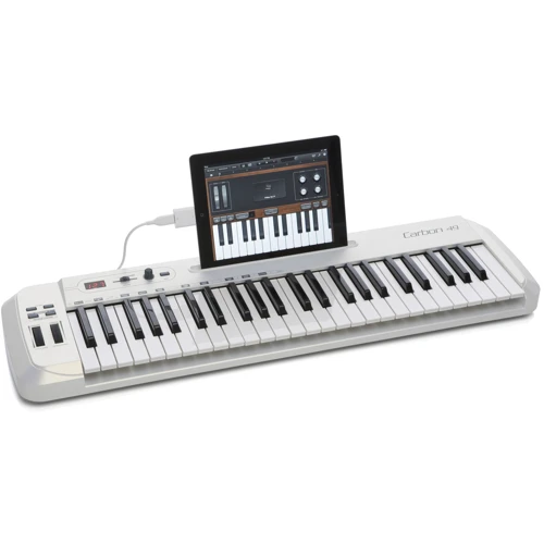 MIDI клавиатура SAMSON CARBON 49: Разъёмы и интерфейсы Педаль сустейна, USB, MIDI in/out