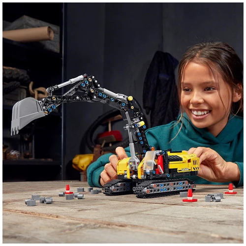 LEGO Technic Сверхмощный экскаватор (42121): Рекомендуемый возраст 8+