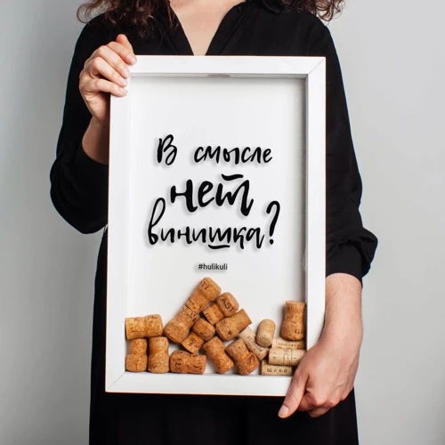 Настенный декор Рамка для винных пробок BeriDari "В смысле нет винишка?" фото 2