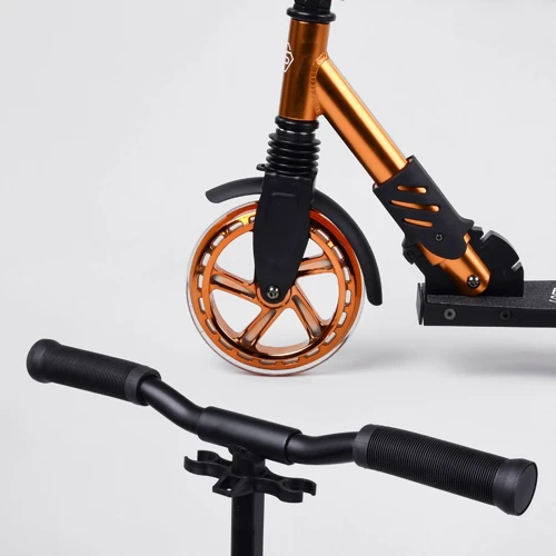 Самокат алюминиевый Best Scooter колеса PU, 1 амортизатор передний, анодированная покраска Black/Orange (99636): Тип тормоза ножной