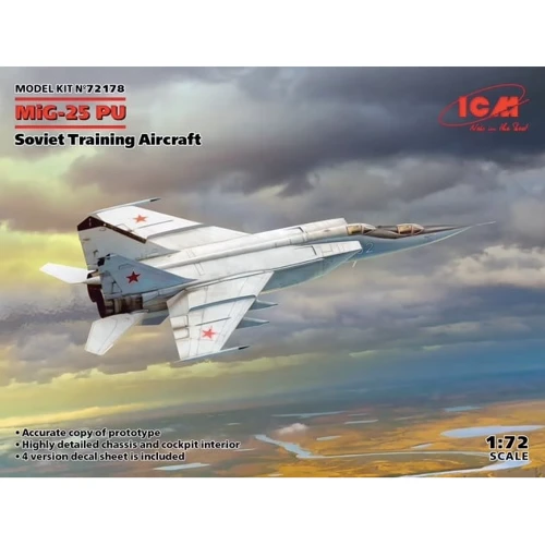Учебный самолет ICM МиГ-25ПУ