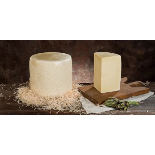 Сыр Zanetti Pecorino Romano (WT01100): Текстура твердая