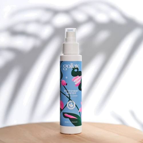Антибактериальный спрей для игрушек Goliate Nettoyant Sextoy 100 мл, безопасный для тела