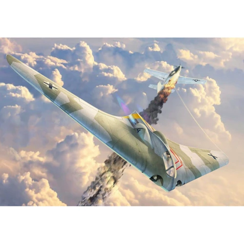 Модель AMP Проект Horten Ho IX V1 с двумя реактивными двигателями BMW 003 (AMP72017)