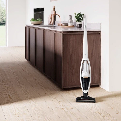 Пылесос Electrolux WQ81-ALGS фото 21