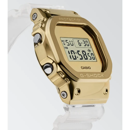 Наручний годинник Casio (GM-5600SG-9ER): Механізм Кварцевый