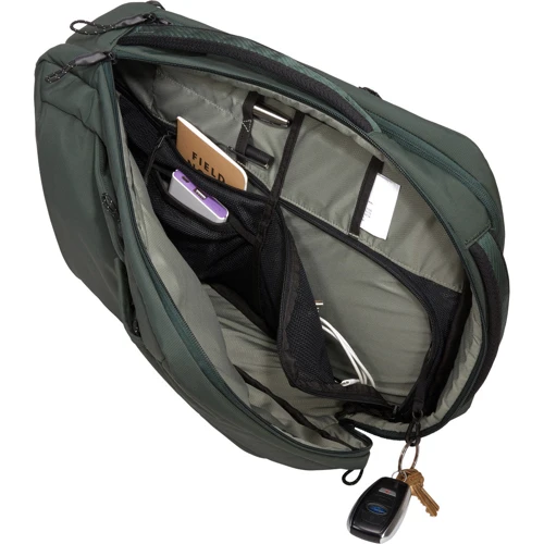 Thule Paramount 16L Convertible Backpack Racing Green (PARACB-2116) для MacBook Pro 15-16": Матеріал нейлон