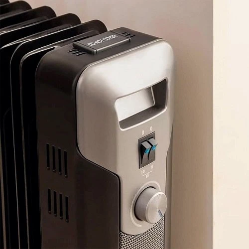 Обігрівач Cecotec Ready Warm 9000 Space Black (CCTC-05883): Тип нагрівального елементу Закрытый