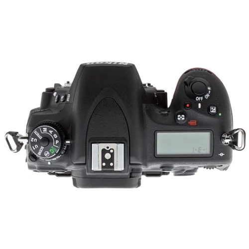 Nikon D750 Body (Wi-Fi): Розмір дисплея 3&quot;