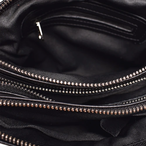 Жіноча сумка через плече ARTiS Bags чорна (16774620): Фактура матова, Гладка